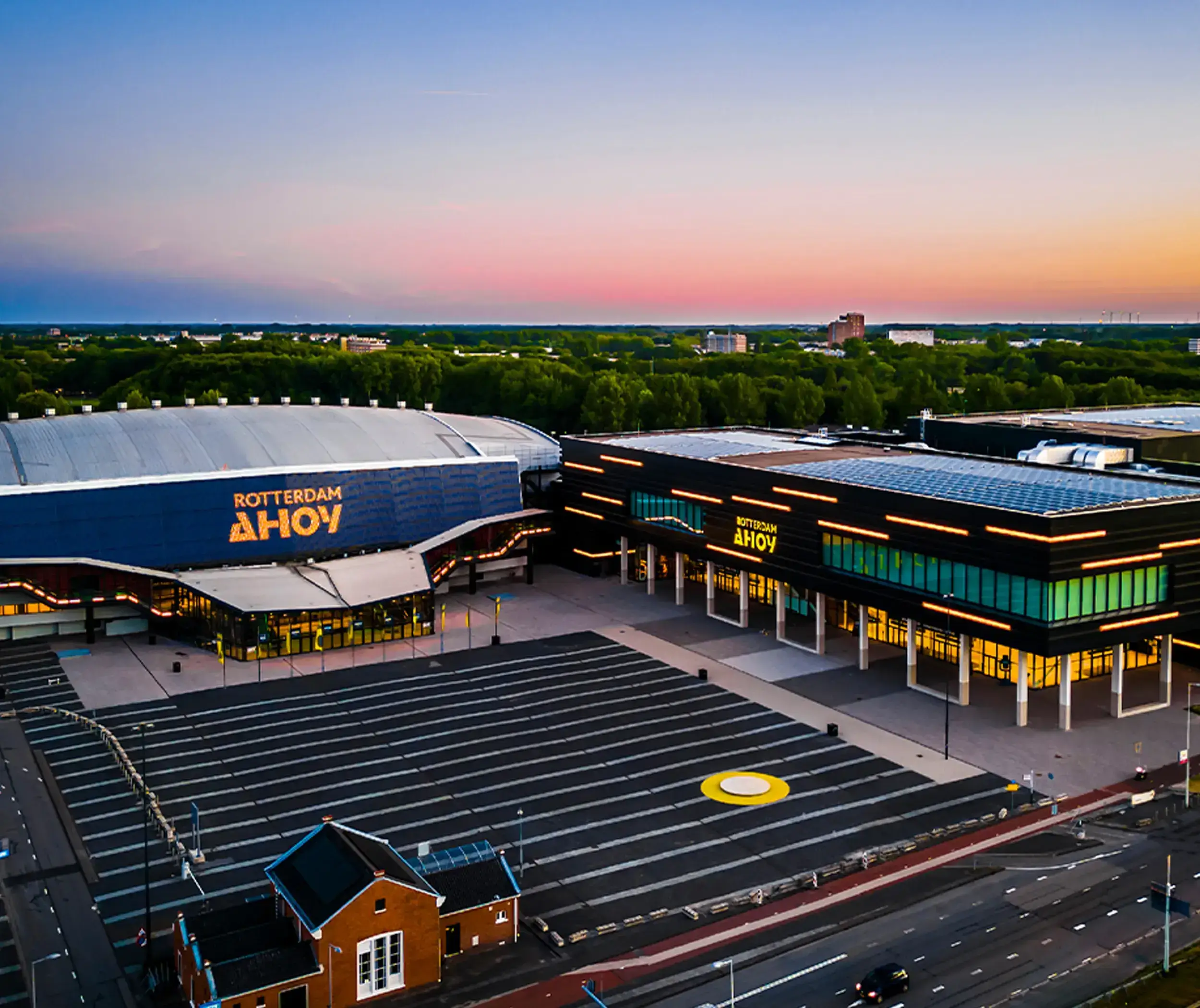 Exhibition stand builders near Rotterdam-ahoy
