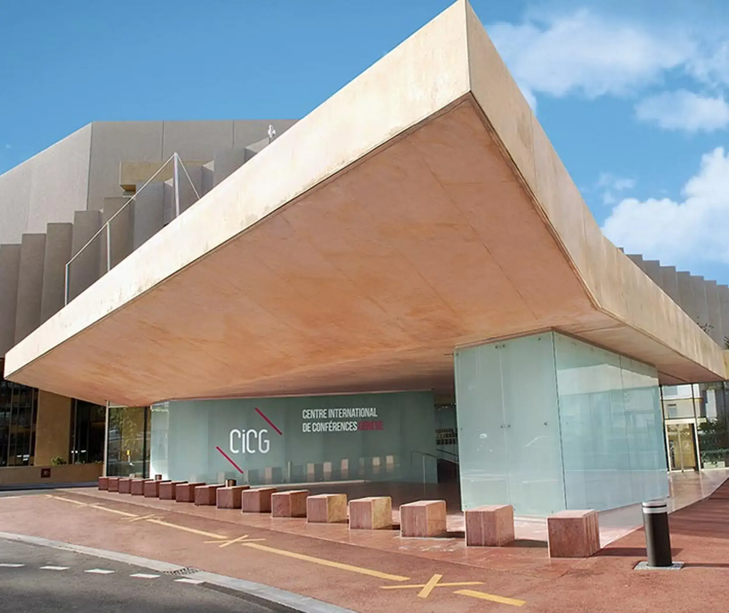 exhibition stand builders near CICG